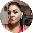 Pia Olivares profile picture